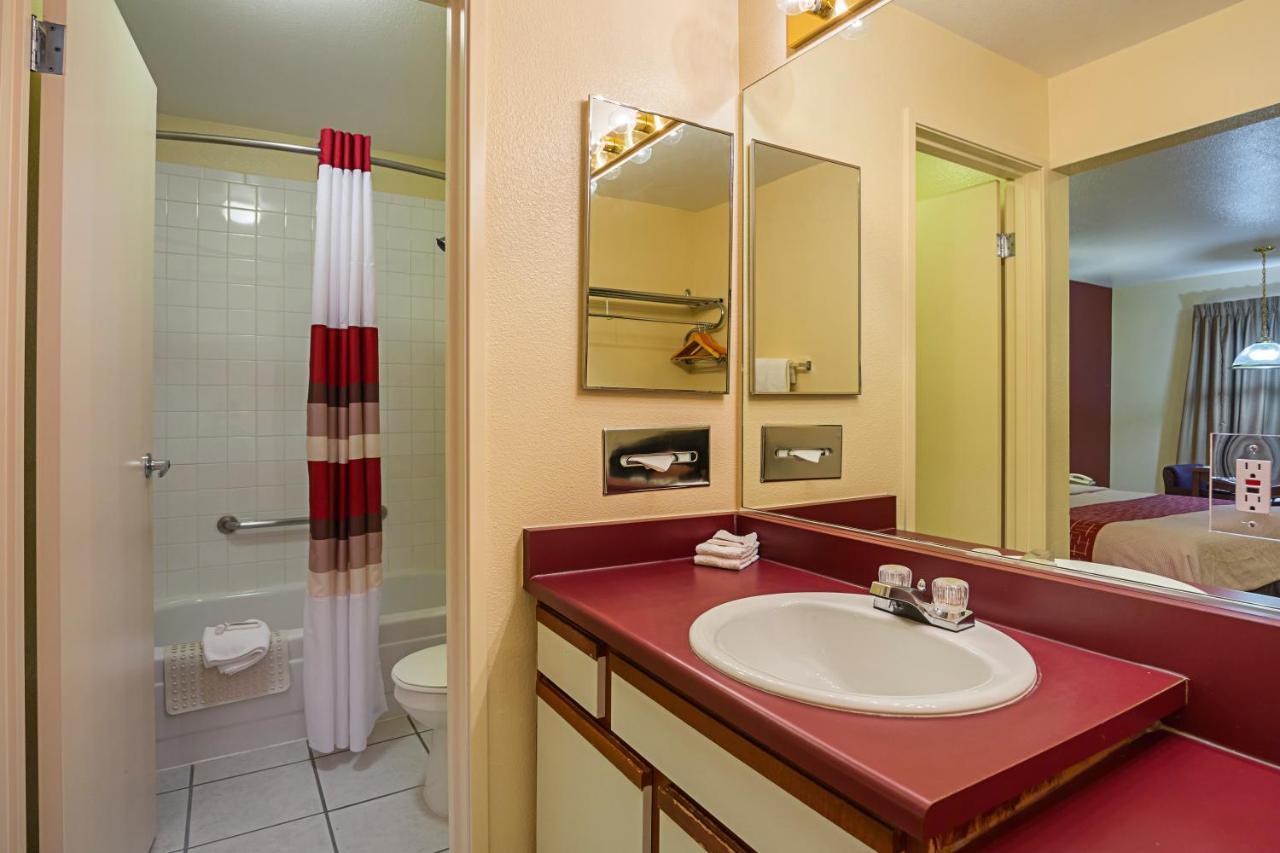 Red Roof Inn Las Vegas Bagian luar foto